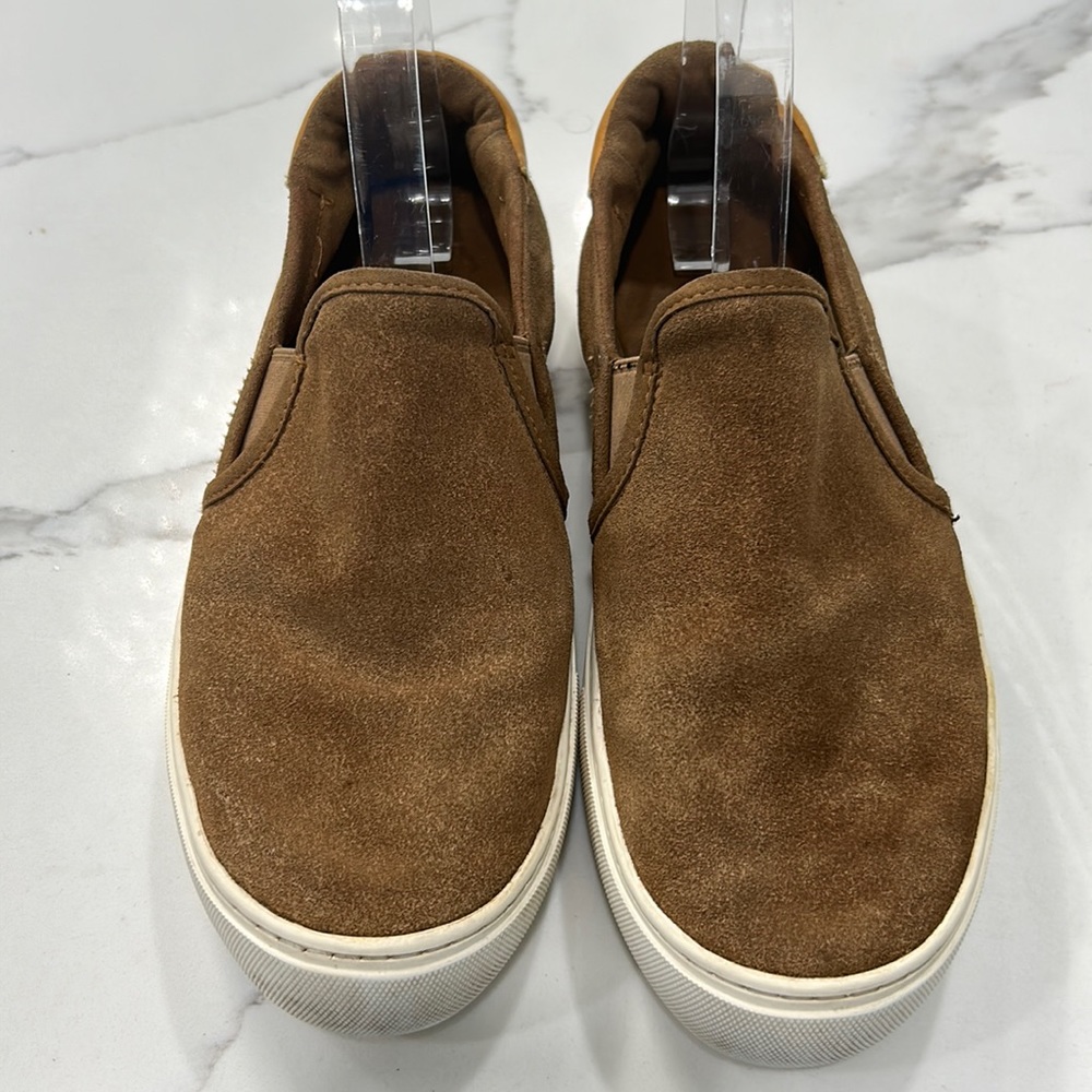 UGG‎ Women’s Cahlevan Chestnut Suede Slip On Sneakers/ Shoes. Size 8.5